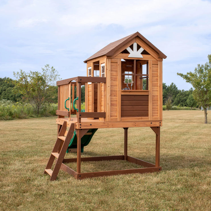 Backyard Discovery | Echo Heights Playhouse