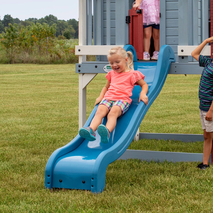 Backyard Discovery | Beacon Heights Playhouse
