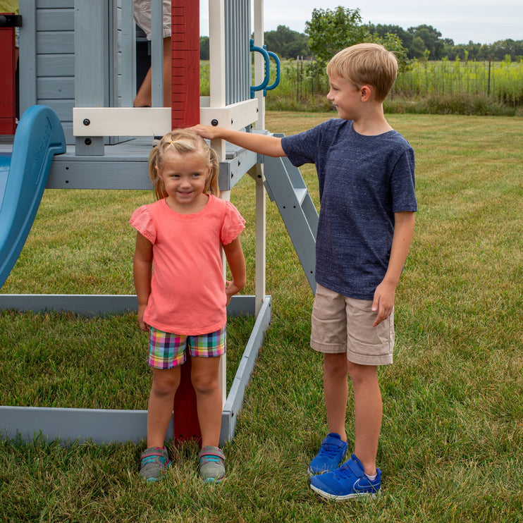 Backyard Discovery | Beacon Heights Playhouse