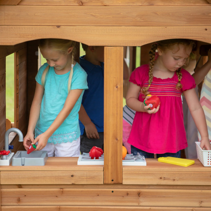Backyard Discovery | Aspen Playhouse